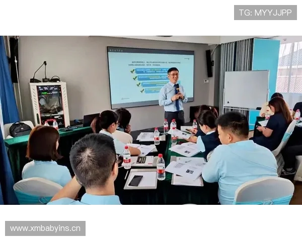 以卢强调场上沟通重要性球员必须打破沉默主动交流提升团队战术执行力 以卢强调场上沟通重要性球员必须打破沉默主动交流提升团队战术执行力